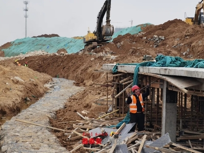 泰安住建局 泮河治理工程加速推進，一期項目預計6月底竣工，房屋建設工程施工同步開展