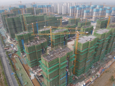 防疫施工“兩手抓”，重點工程建設“不打烊”——房屋建設工程施工的堅實步伐